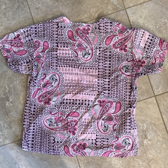 Scrub Top - Picture 3 of 3